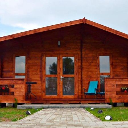 Domki Letniskowe Artemi Rowy  Kültér fotó